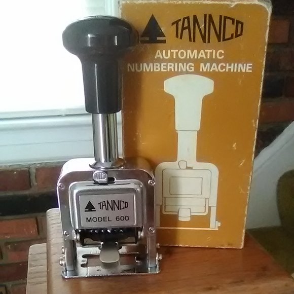 Numbering Machine - Picture 2 of 7